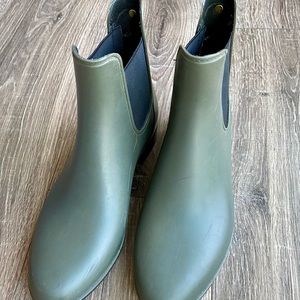 Sam Edelman Green Rain Boots
